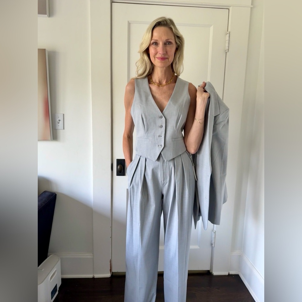 Good American Light Gray Women's Pantsuit